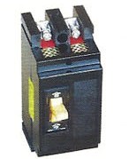 DZ15系列塑料外壳式断路器
